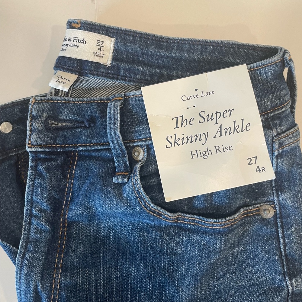 A&F Curve Love High Rise Super Skinny Ankle Jeans, Dark Wash, Size 27 (4R), NWT